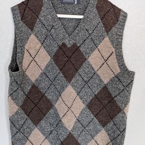 Men's Irish sweater vest